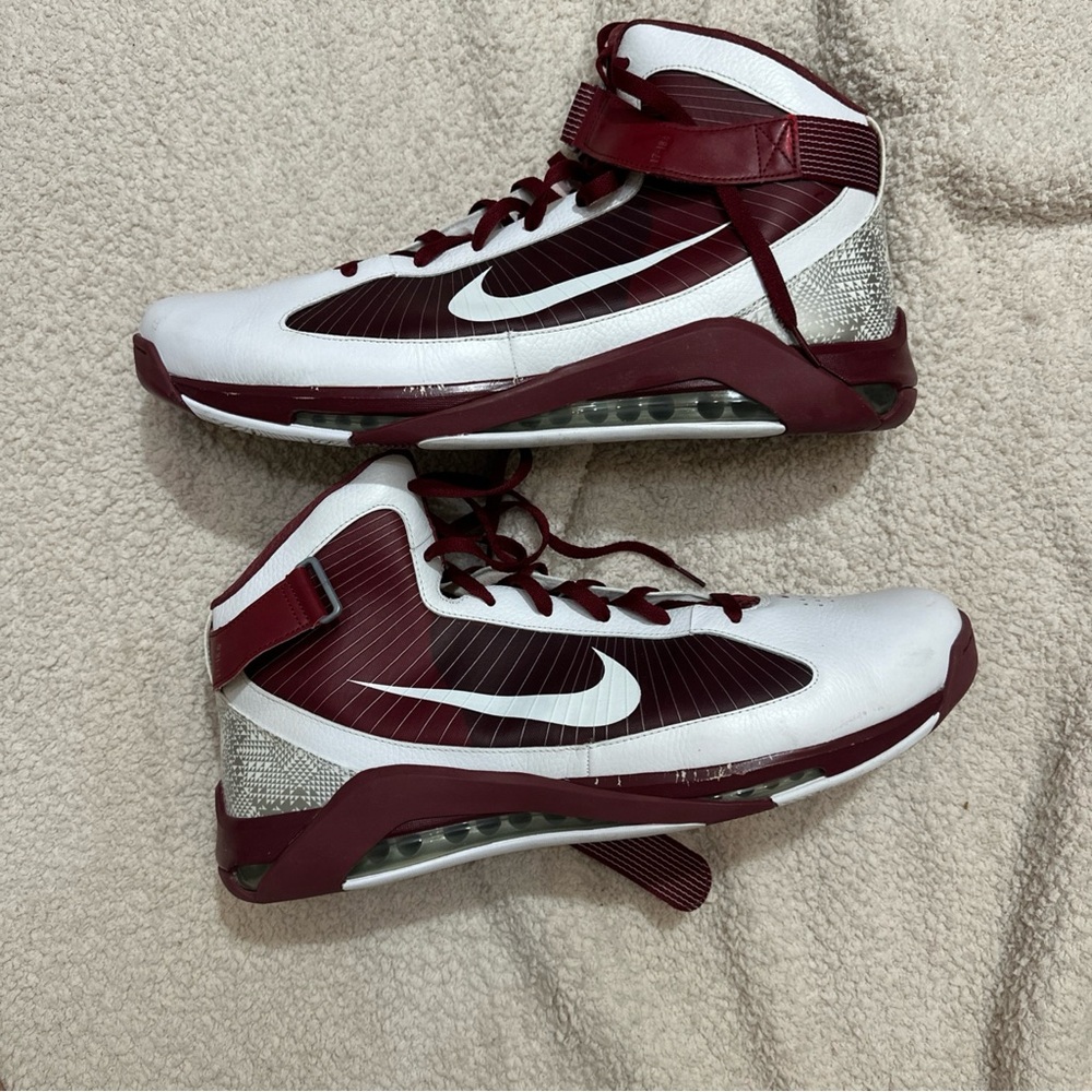 Nike Hypermax,18
